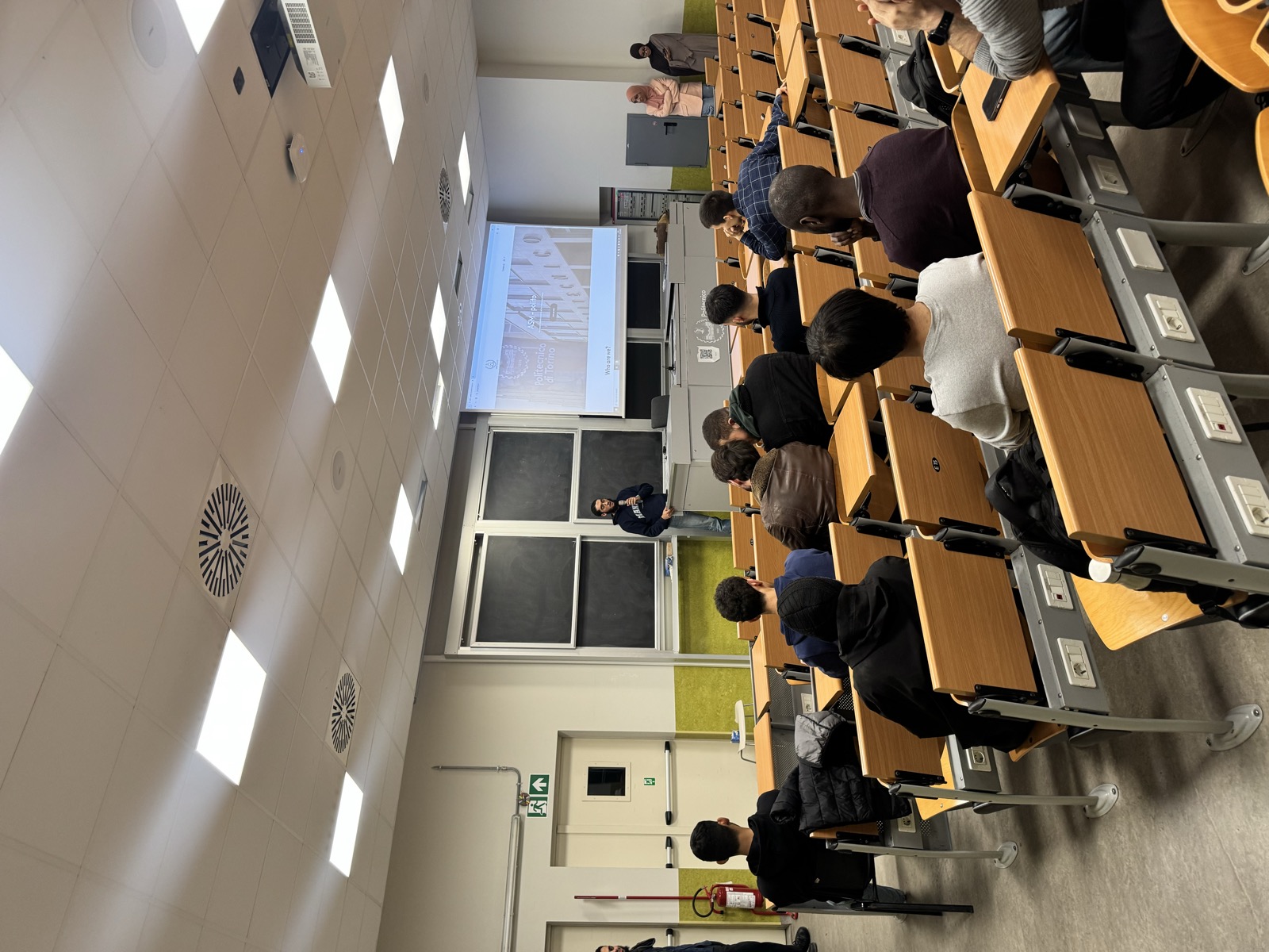 Senior students explaining course registrations and exam sessions